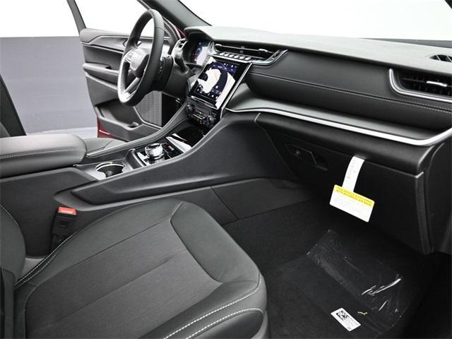 new 2025 Jeep Grand Cherokee car, priced at $33,757