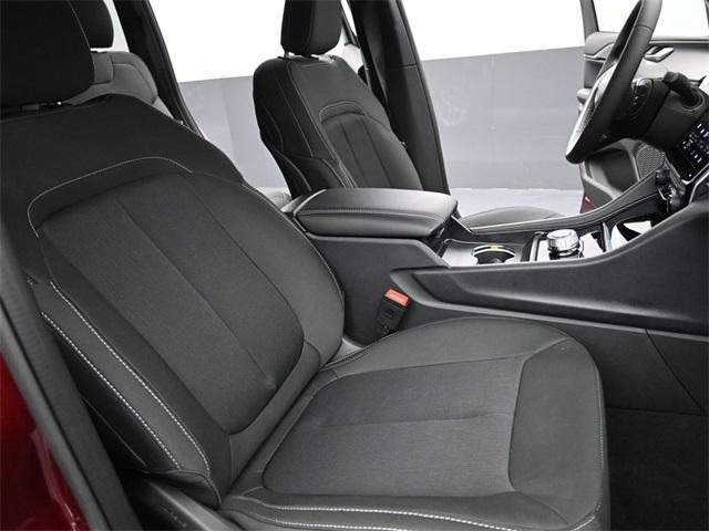 new 2025 Jeep Grand Cherokee car, priced at $33,757