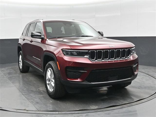 new 2025 Jeep Grand Cherokee car, priced at $33,757