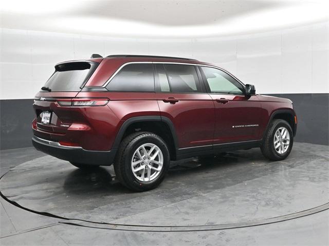 new 2025 Jeep Grand Cherokee car, priced at $33,757