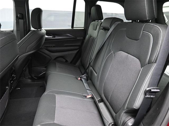 new 2025 Jeep Grand Cherokee car, priced at $33,757