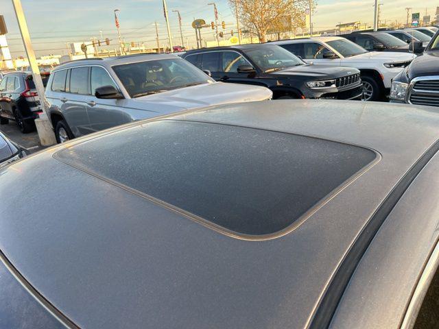 used 2009 Toyota Camry car, priced at $5,200