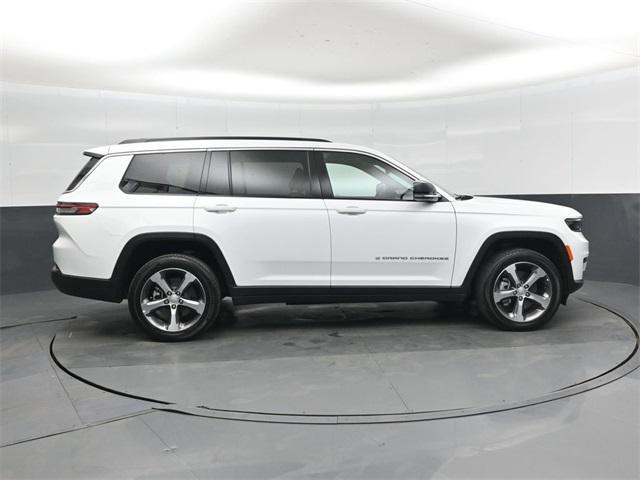 new 2025 Jeep Grand Cherokee L car, priced at $42,982
