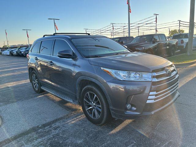 used 2019 Toyota Highlander car, priced at $20,622