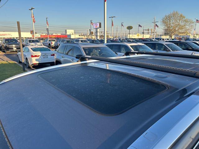 used 2019 Toyota Highlander car, priced at $20,622