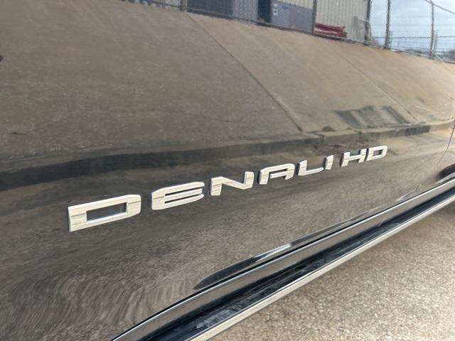 used 2024 GMC Sierra 2500 car, priced at $75,562