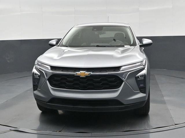 used 2025 Chevrolet Trax car, priced at $20,619