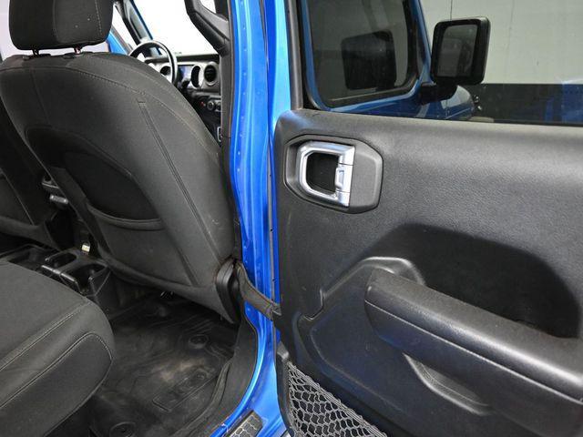 used 2021 Jeep Gladiator car, priced at $30,813