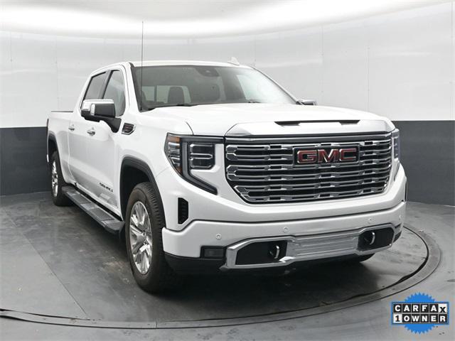 used 2023 GMC Sierra 1500 car, priced at $43,900