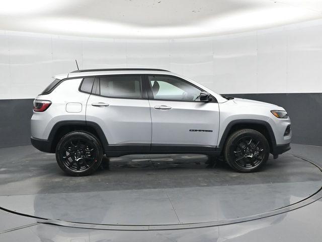 new 2026 Jeep Compass car, priced at $30,405
