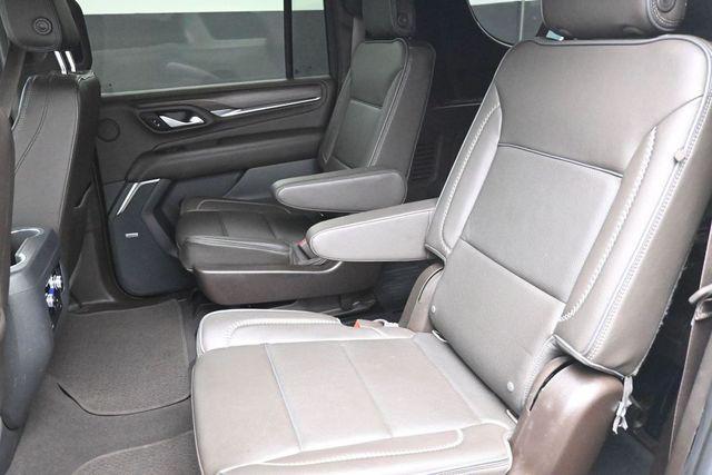 used 2022 GMC Yukon XL car, priced at $45,119