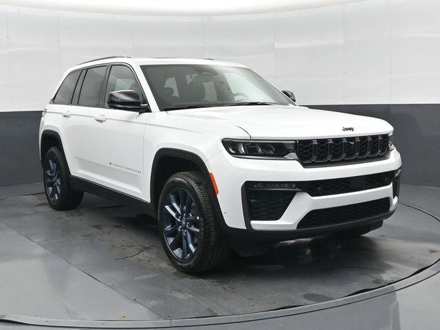 new 2026 Jeep Grand Cherokee car, priced at $43,868