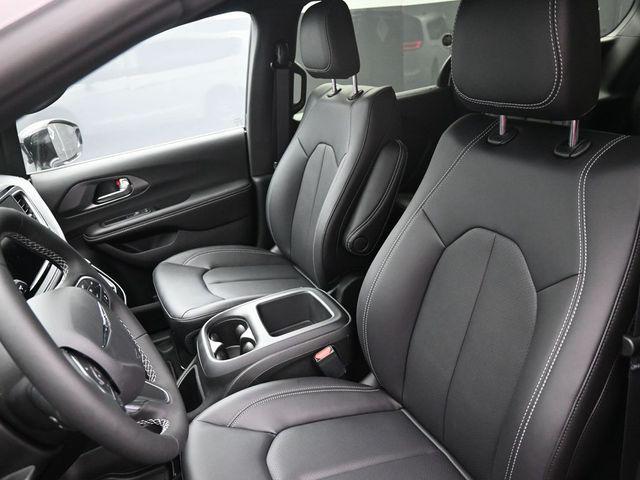 new 2026 Chrysler Pacifica car, priced at $41,198