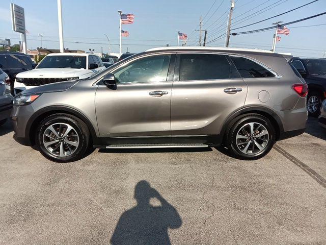 used 2019 Kia Sorento car, priced at $17,552