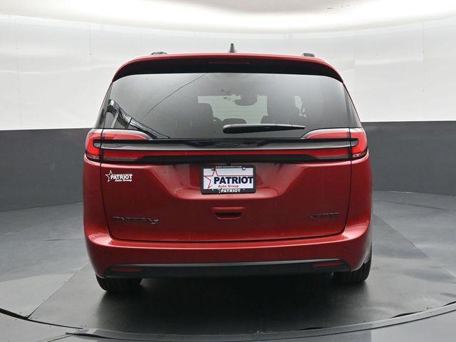 new 2027 Chrysler Pacifica car, priced at $53,519