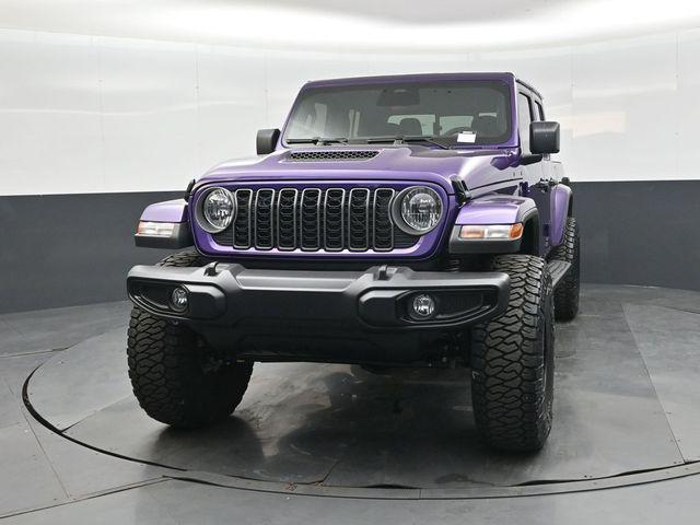 new 2026 Jeep Gladiator car, priced at $55,330