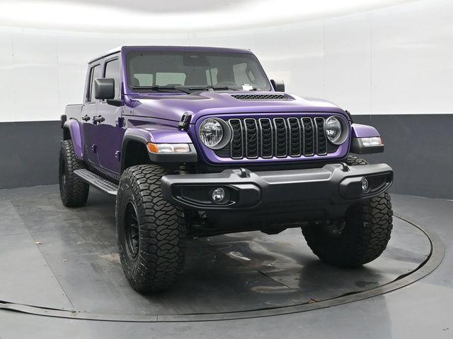 new 2026 Jeep Gladiator car, priced at $55,330