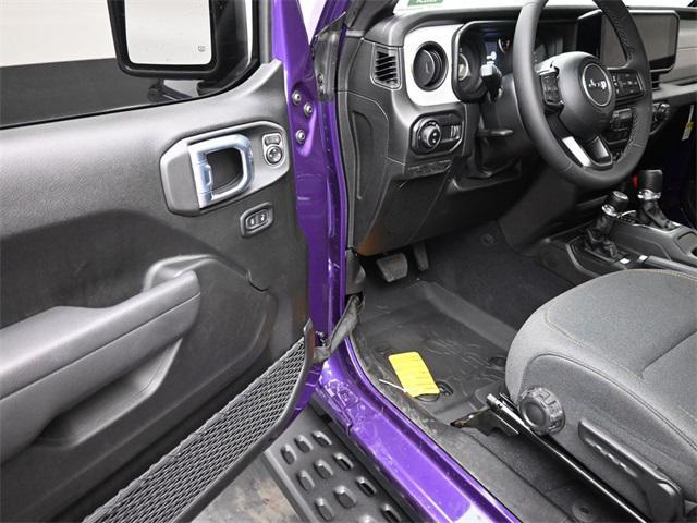 new 2026 Jeep Gladiator car, priced at $56,080