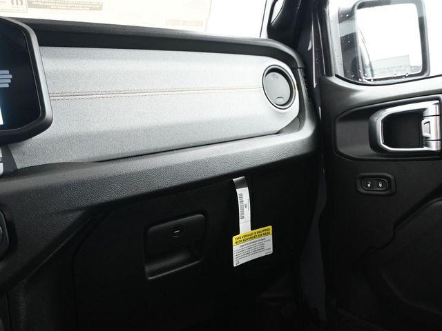 used 2024 Jeep Gladiator car, priced at $40,000