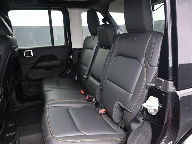 new 2025 Jeep Wrangler car, priced at $48,638