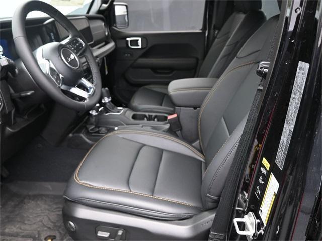 new 2025 Jeep Wrangler car, priced at $48,638