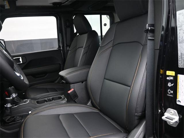 new 2025 Jeep Wrangler car, priced at $48,638