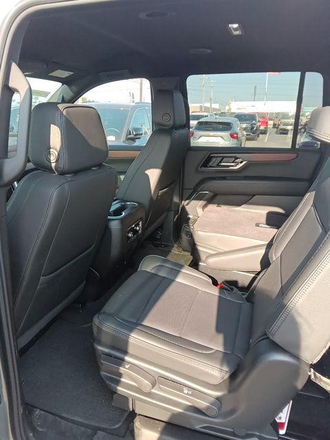 used 2025 GMC Yukon XL car, priced at $78,984