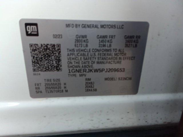 used 2023 Chevrolet Traverse car, priced at $28,039