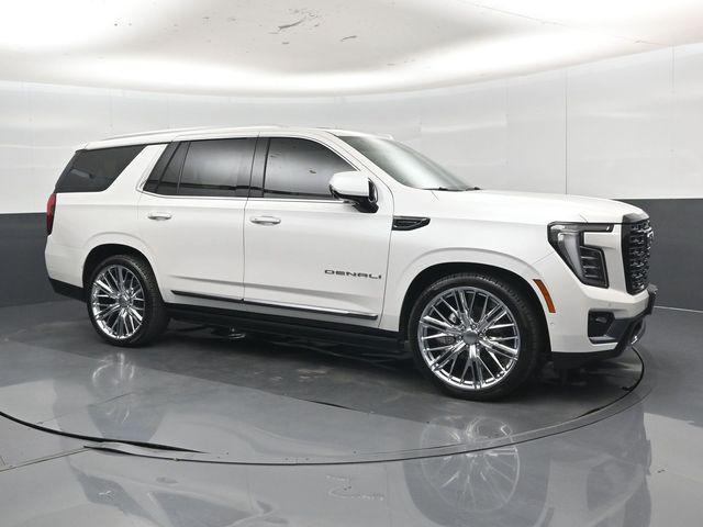 used 2025 GMC Yukon car, priced at $89,507