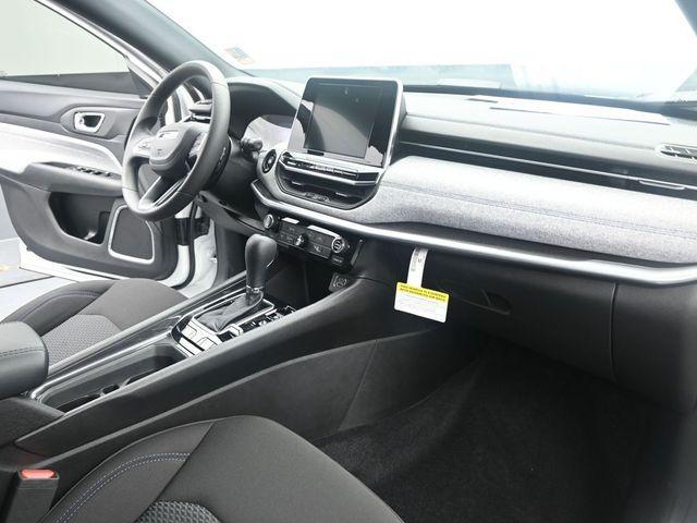 used 2025 Jeep Compass car, priced at $25,000