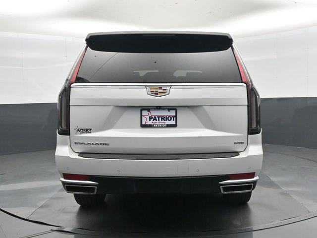 used 2021 Cadillac Escalade ESV car, priced at $53,820