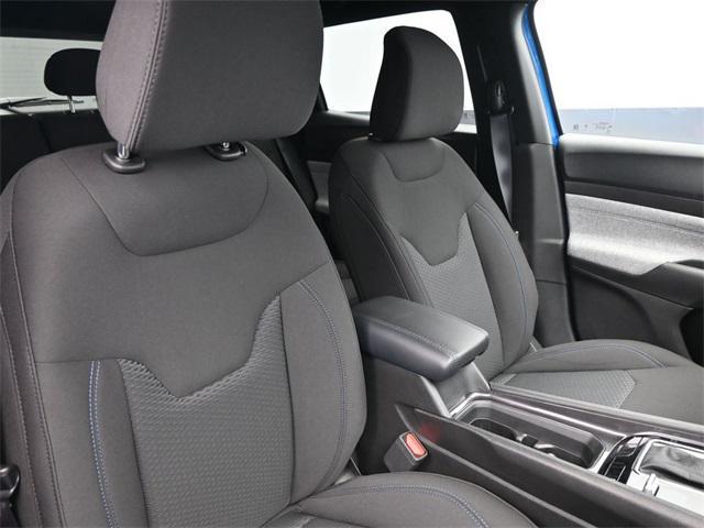 new 2025 Jeep Compass car, priced at $23,585