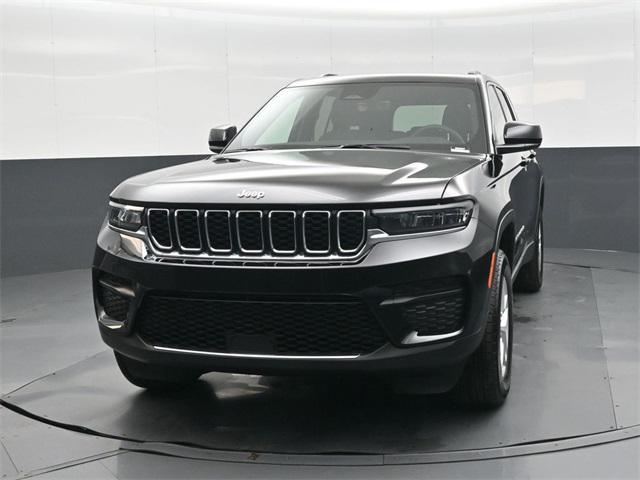 new 2025 Jeep Grand Cherokee car, priced at $31,757