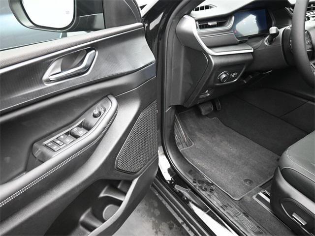 new 2025 Jeep Grand Cherokee car, priced at $31,757