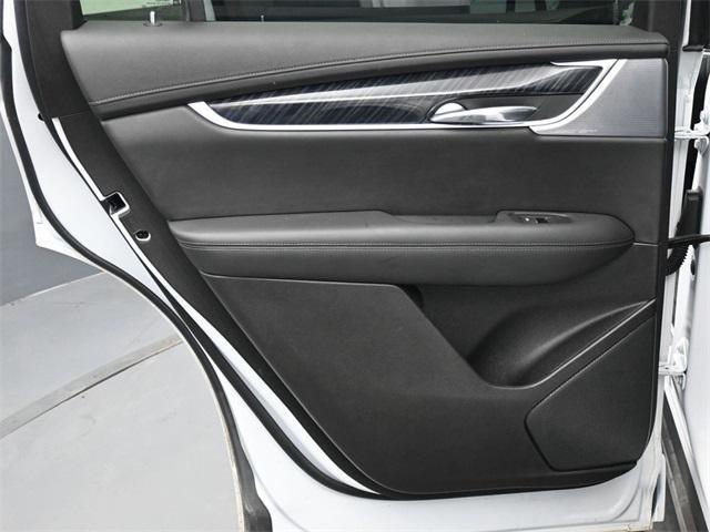 used 2024 Cadillac XT6 car, priced at $35,432