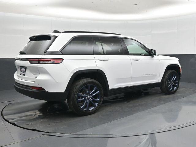 new 2026 Jeep Grand Cherokee car, priced at $43,868