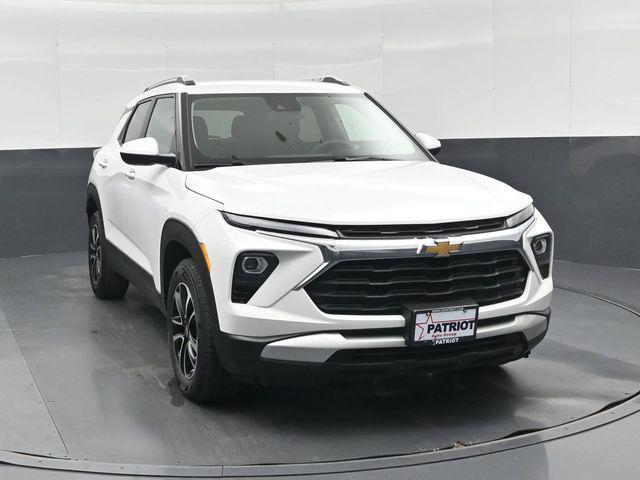 used 2025 Chevrolet TrailBlazer car, priced at $24,507