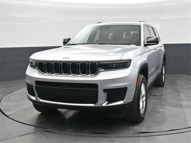 new 2025 Jeep Grand Cherokee L car, priced at $35,298