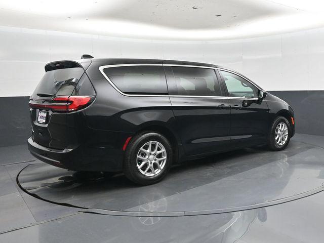 new 2027 Chrysler Pacifica car, priced at $46,159