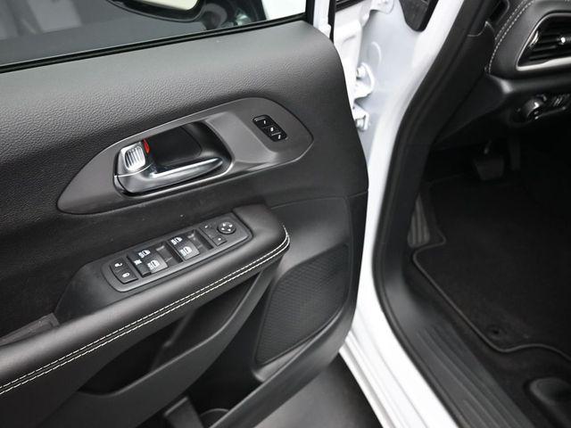 new 2026 Chrysler Pacifica car, priced at $43,146