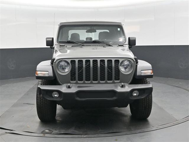used 2021 Jeep Gladiator car, priced at $25,602