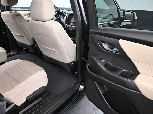 used 2022 Chevrolet Traverse car, priced at $21,034