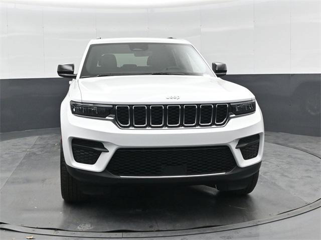 new 2025 Jeep Grand Cherokee car, priced at $31,210