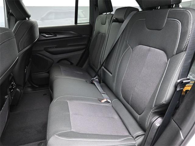 new 2025 Jeep Grand Cherokee car, priced at $31,210