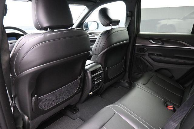 new 2026 Jeep Grand Cherokee car, priced at $39,773