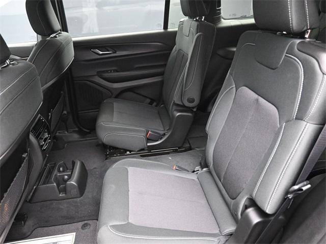 new 2026 Jeep Grand Cherokee L car, priced at $45,439