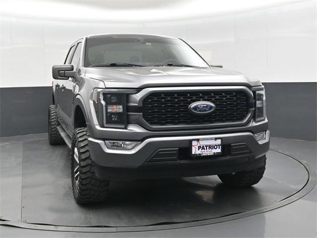 used 2021 Ford F-150 car, priced at $25,000