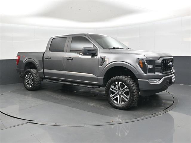 used 2021 Ford F-150 car, priced at $25,000