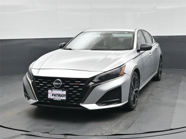used 2023 Nissan Altima car, priced at $20,000