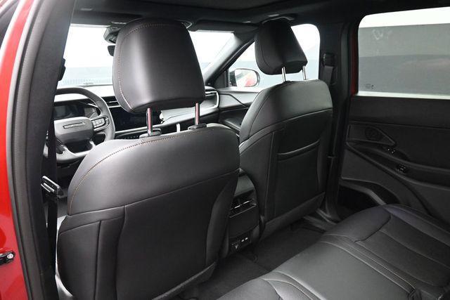 new 2026 Jeep Cherokee car, priced at $41,697